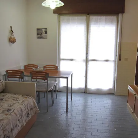 Modern Flat At Pineda Διαμέρισμα *