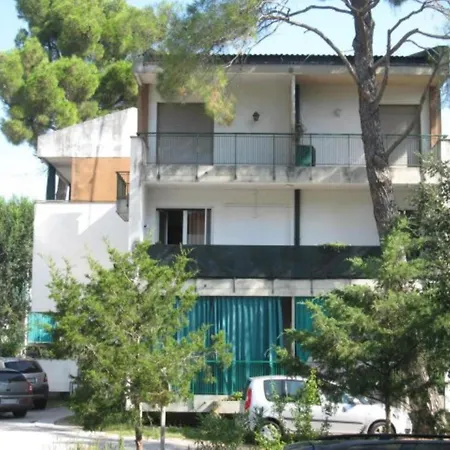 Modern Flat At Pineda *