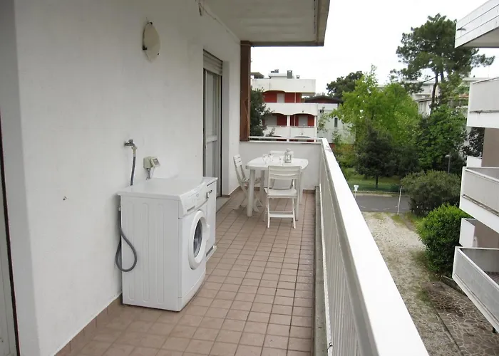 Modern Flat At Pineda Grado